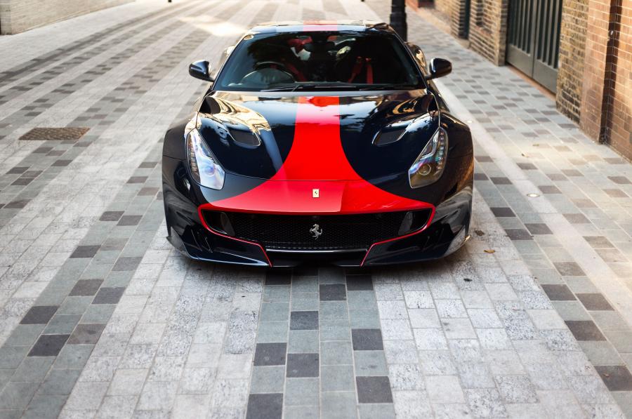  Ferrari F12tdf Tailor Made 2016 года  (UK) (фото 29 из 40)